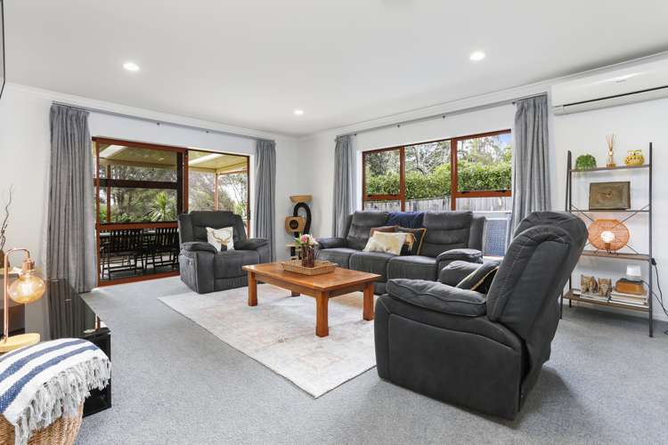 103h Glengarry Road Glen Eden_13