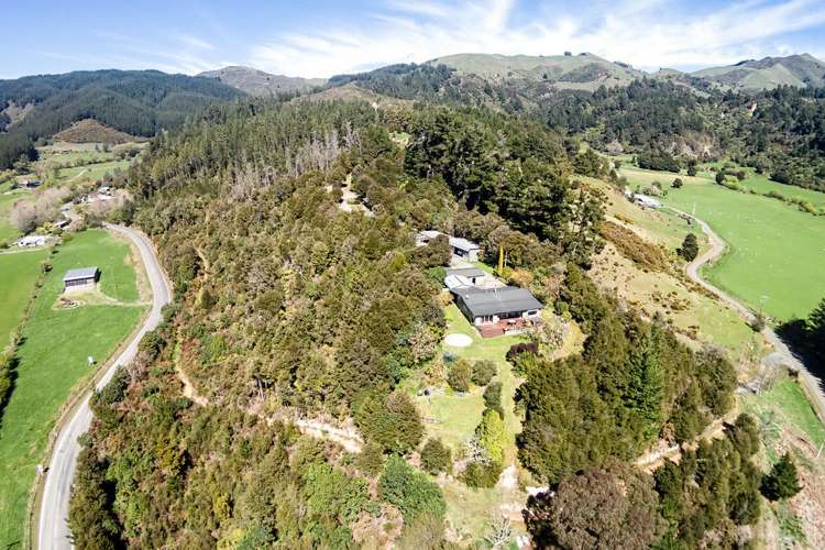 21 Moss Road Kaiteriteri_1