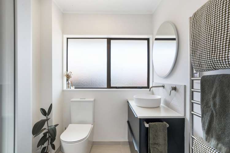 3/9 Billabong Place Botany Downs_8