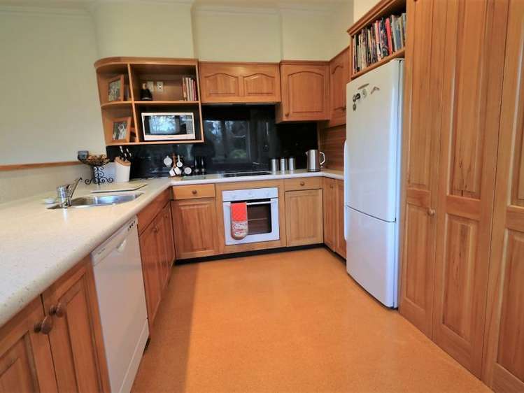 64 Richmond Road Carterton_7