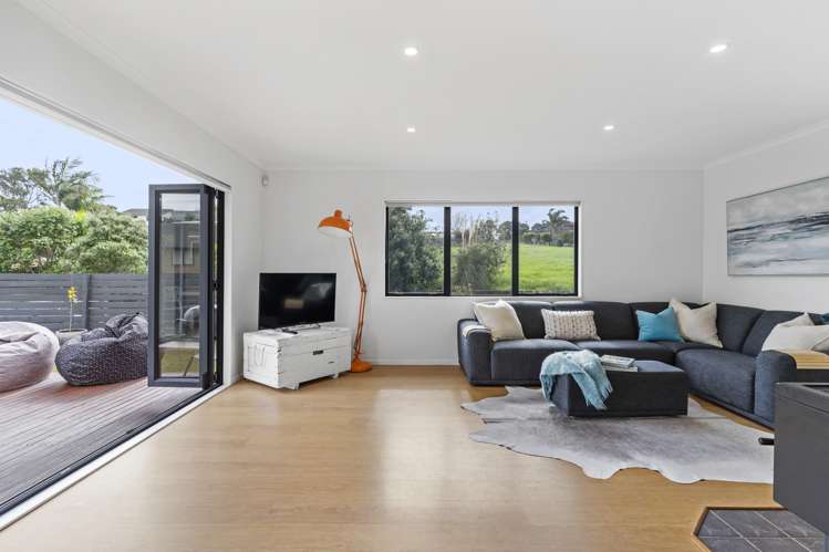 8 Toomer Place Beachlands_8