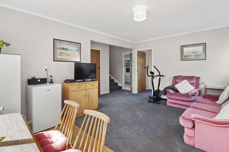 48 Eighty Eight Valley Road Wakefield_21