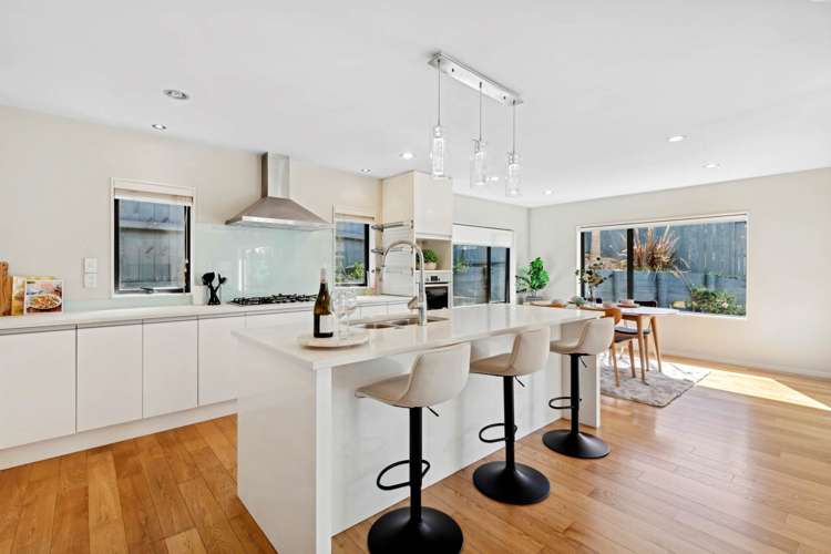 4 Ohau Court Fairview Heights_6