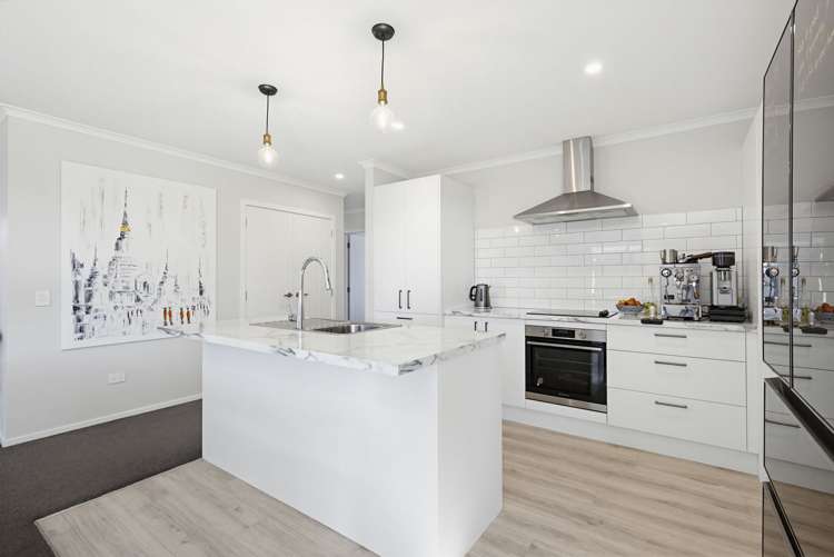 32 Kahikatea Way_1