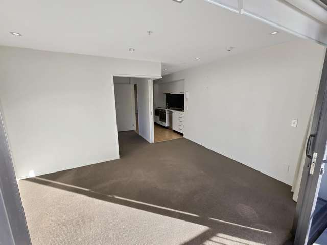 32/13 College Street 2185_4