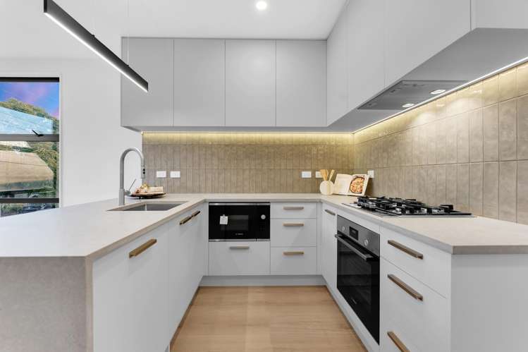 2-8/1 Waiohua Road Greenlane_2