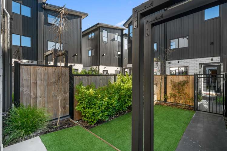2/50 Stewart Street Christchurch Central_12