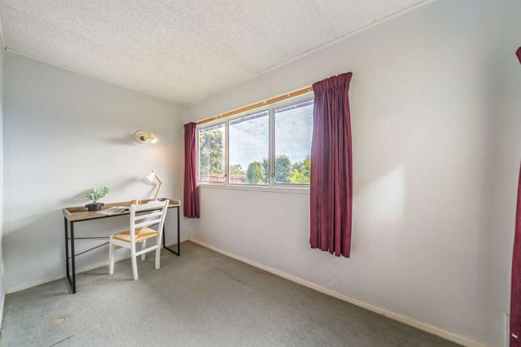 2 Leeward Drive Whitby_23