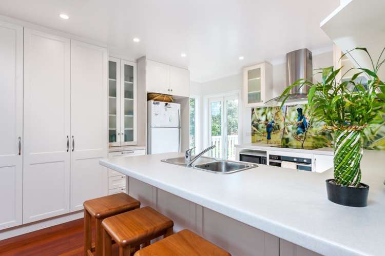 43 Tahi Terrace Glen Eden_10