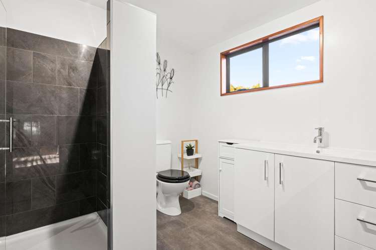 11/285 Lawford Road West Melton_11