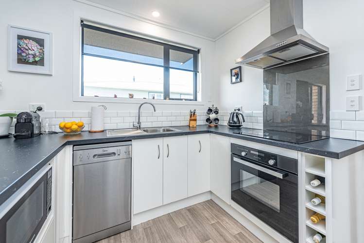 31 Oxford Road Springvale_3