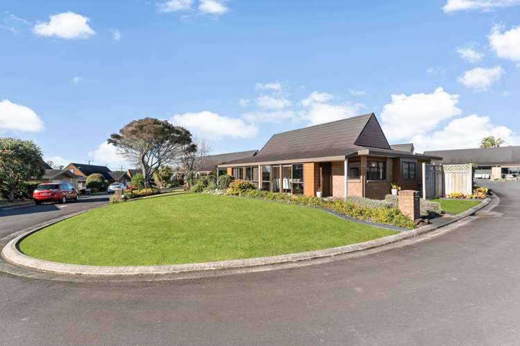 40/18 Williams Road Hobsonville_1