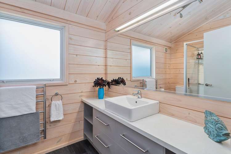 203 Kenwood Drive Matarangi_21