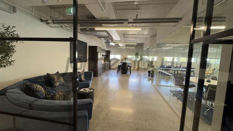 Level 3/Suite 1/20 Augustus Terrace City Centre_12