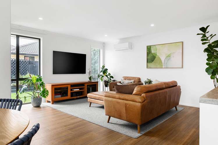 8 Parkside Drive Huntington_7