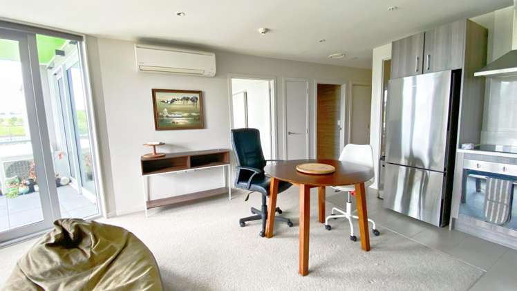 203B Rose Garden Apts 10862_4