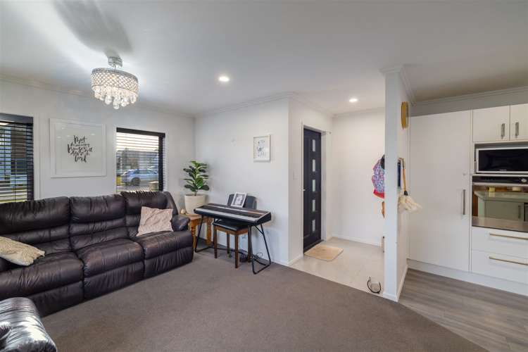 3 Hineaari Street Marshland_4