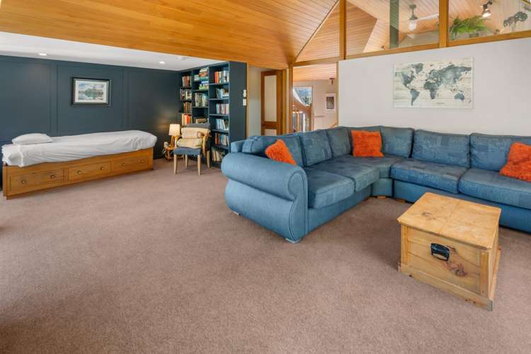 4 Kowhai Grove Akaroa_12
