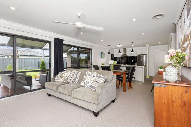 19 Taieri Place Poraiti_4