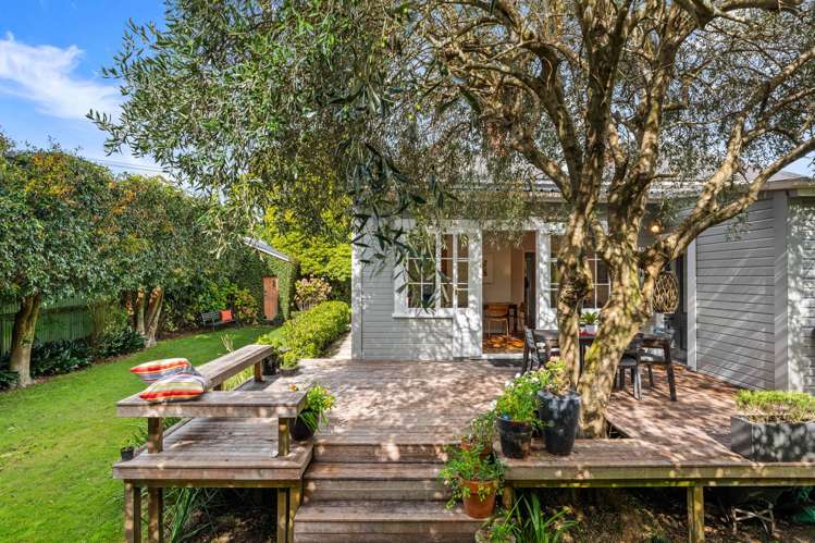 24 Royal Terrace Sandringham_11