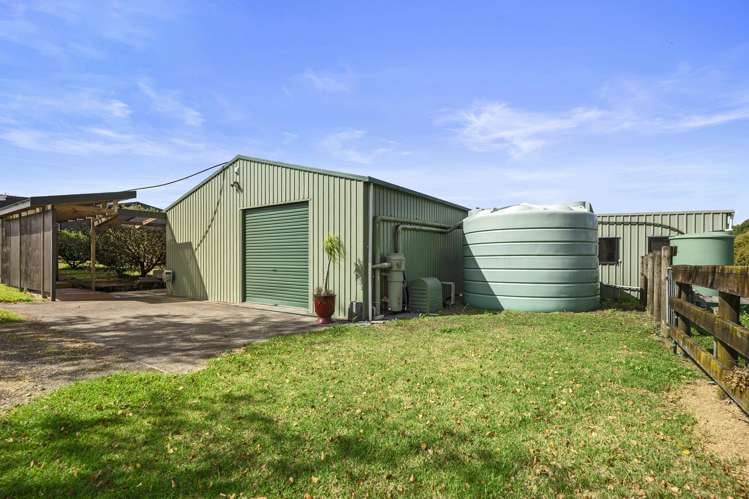 216 Riverhead Road Kumeu_24