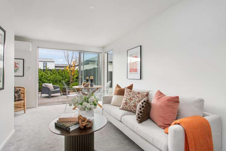 3/44 Shirley Road_1