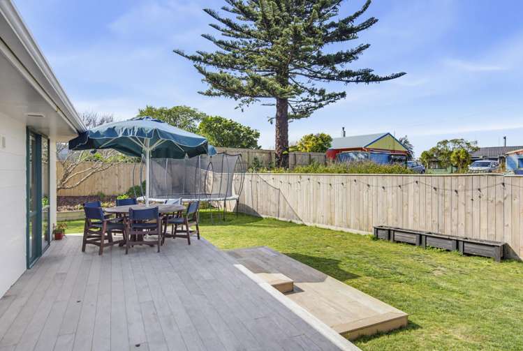 16B Karaka Street Otaki Beach_31