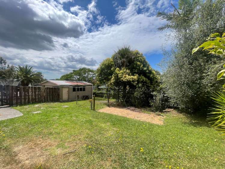 44 Roick Parade Glen Eden_11