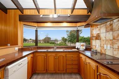 65 Rhinevale Close_3