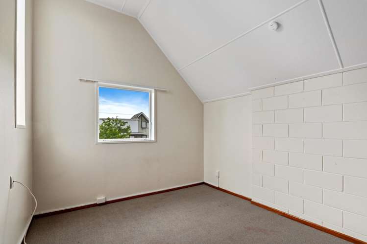 1 and 2/51 Portsmouth Street and 1 and 2/73 Hampshire Street Aranui_25