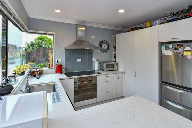 2/27 Queen Street Papakura_1