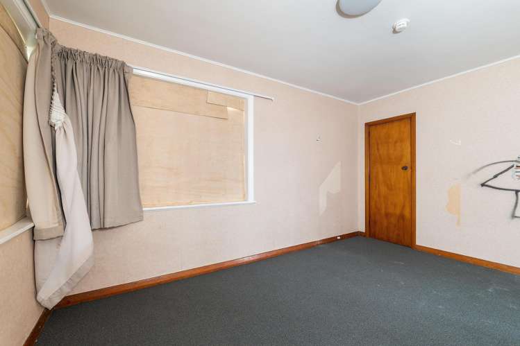 8 Lyall Place Bryndwr_11