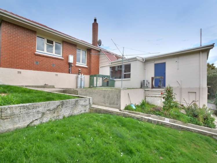 8 Weir Street Green Island_21