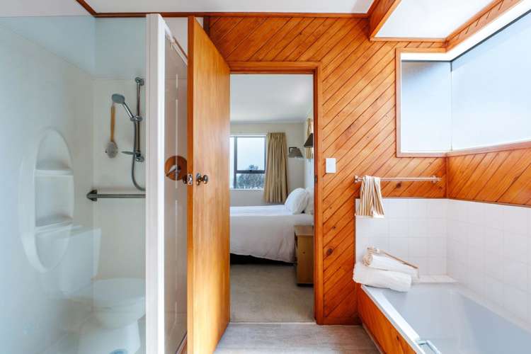 218 Ocean Road Ohope_15