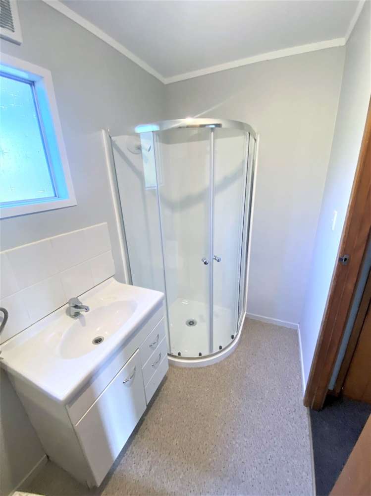 2/1a Divich Avenue Te Atatu South_6