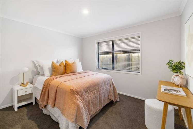 13 Tarata Place Owhata_13