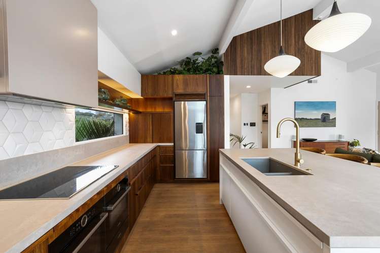 15 Ripon Crescent Meadowbank_4