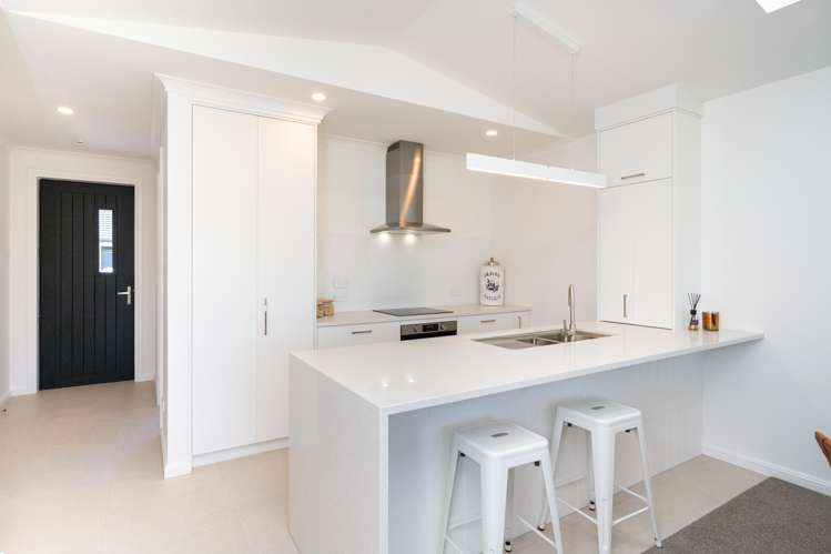 45 Read Crescent, ELM, Willowbrook Community Clive_8