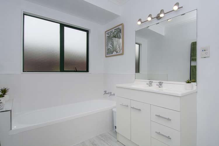 294 Gravatt Road Papamoa_12