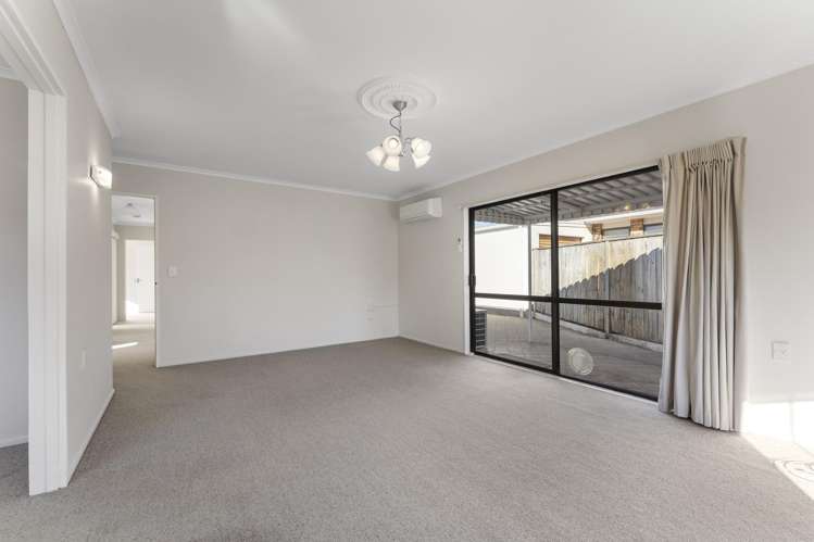 15 Bens Place Springvale_9