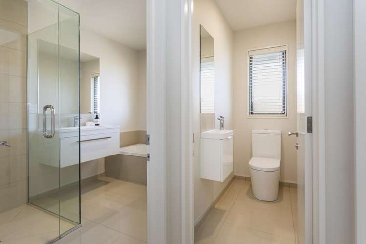 91 Carnaveron Drive Lincoln_14