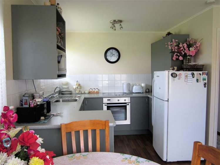 88 Thames Road Paeroa_14