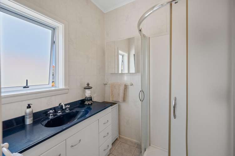 405 Willowpark Road South_5