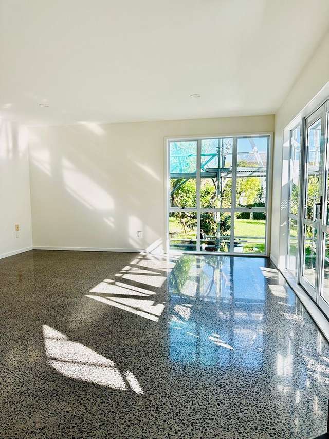 13 Wicklow Road Narrow Neck_2