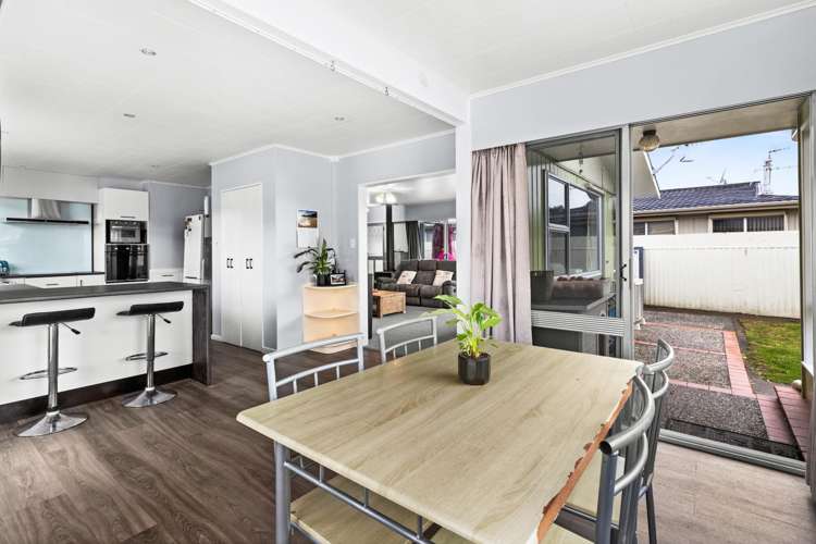 17 Roskilda Crescent Taradale_4