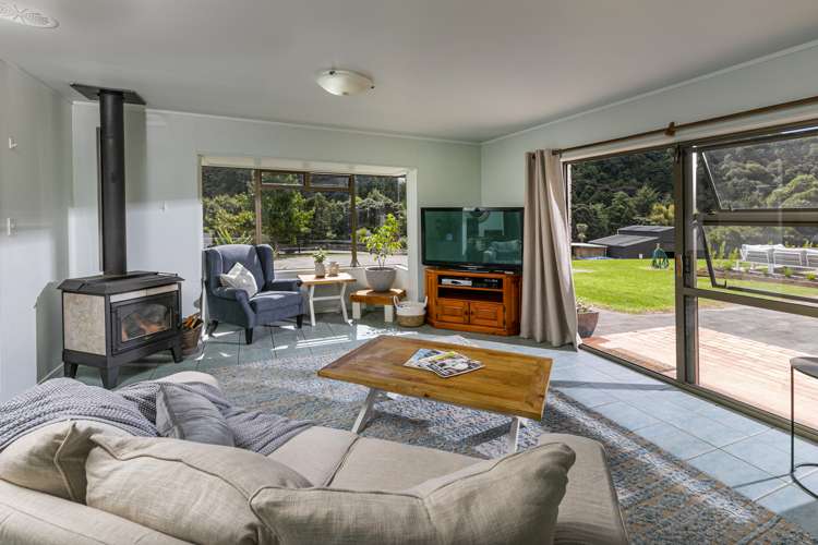327 Upper Waiwera Road Puhoi_16