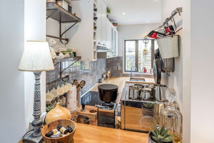 10/92 Bush Road Albany_8