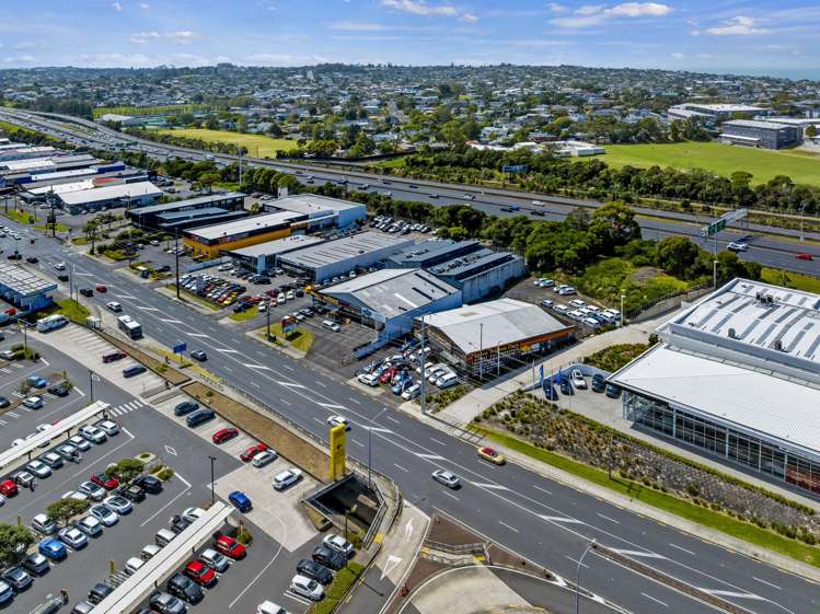 71-73 Wairau Road Wairau Valley_6