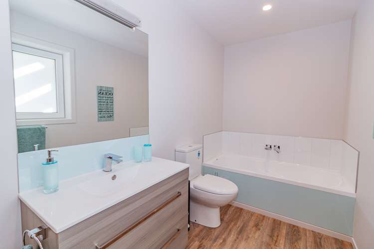 42 Longbeach Drive Castlecliff_8