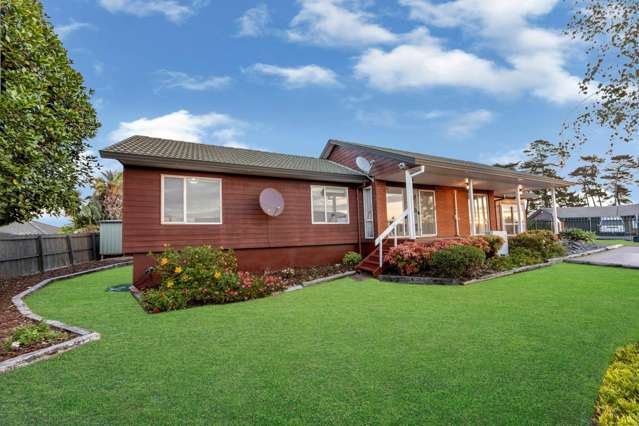 174 Burswood Drive Pakuranga Heights_1